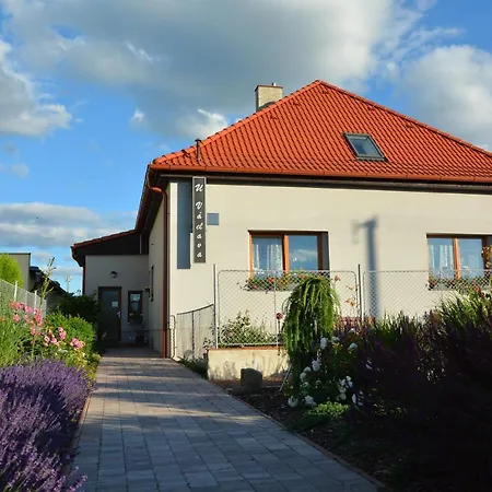 Appartement U Vaclava - 7 Minut Od Letiste Vaclava Havla - Parkovani Zdarma *