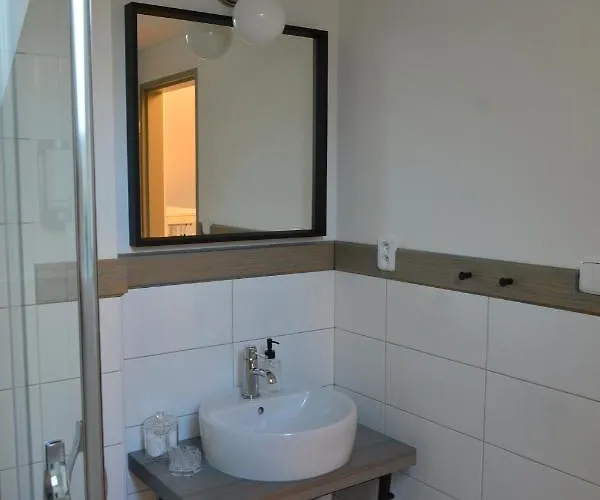 U Vaclava - 7 Minut Od Letiste Vaclava Havla - Parkovani Zdarma Apartment Kněževes