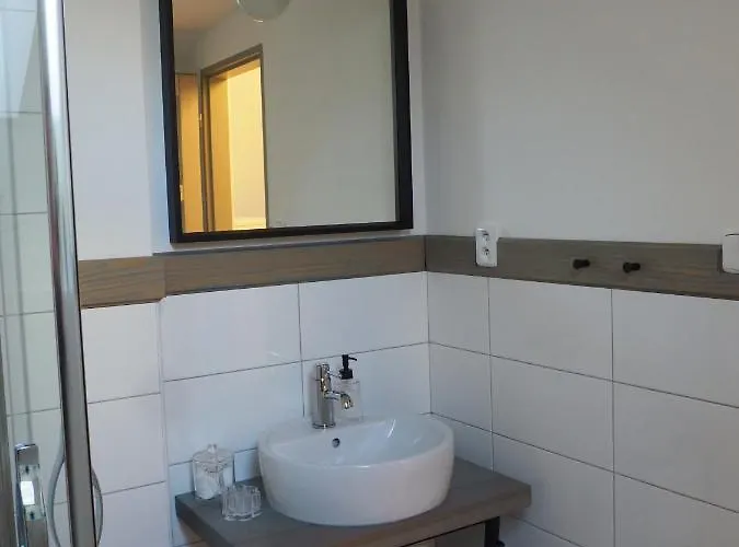 U Vaclava - 7 Minut Od Letiste Vaclava Havla - Parkovani Zdarma Apartment