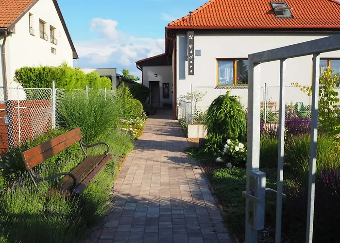 U Vaclava - 7 Minut Od Letiste Vaclava Havla - Parkovani Zdarma Apartment *